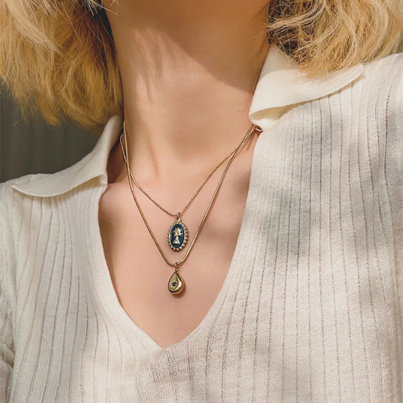 Pendant Necklace