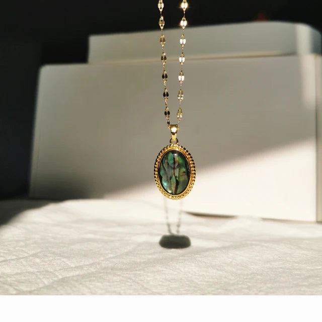 Pendant Necklace