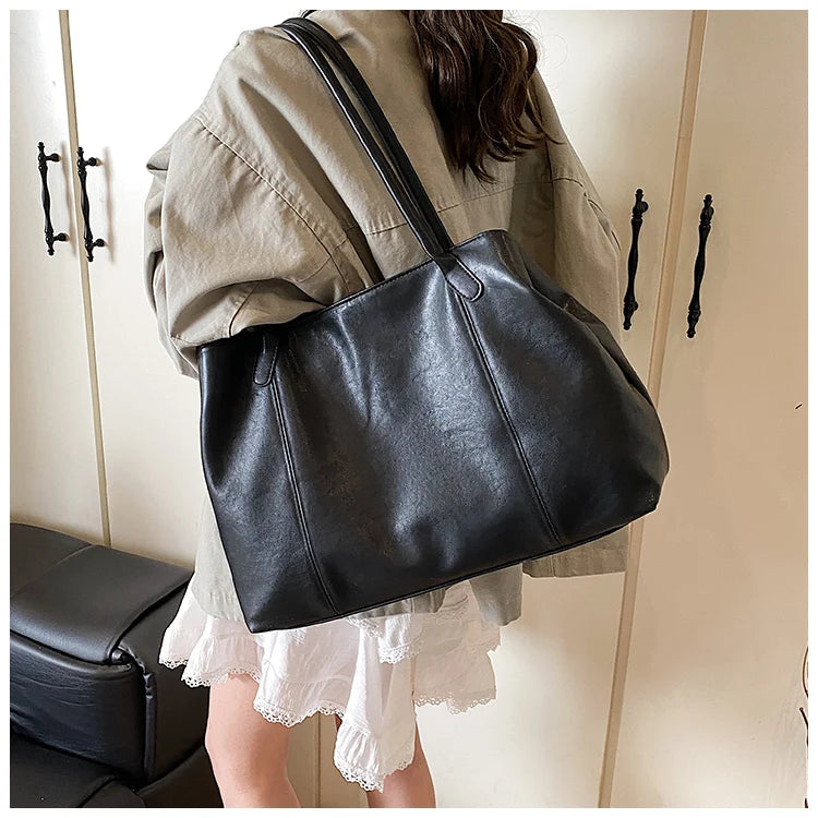 Large Zipper PU Leather Bag